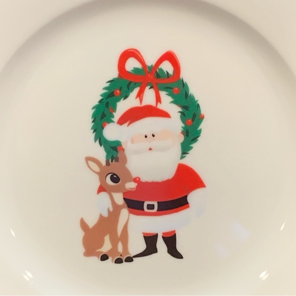 Rudolph the Red-Nosed Reindeer Christmas Salad Plate - Santa Rudolph Wreath - Picture 3 of 6